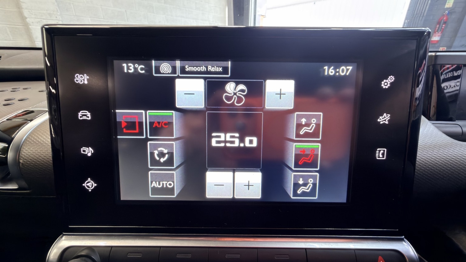 Used Citroen C4 Cactus 2015 for sale - 77991655: Photo 21