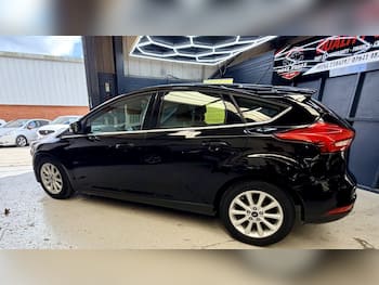 Used Ford Focus 2017 for sale - 79750090: Photo