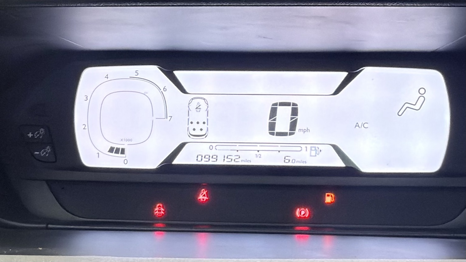 Used Citroen Grand C4 Picasso 2015 for sale - 77766376: Photo 12