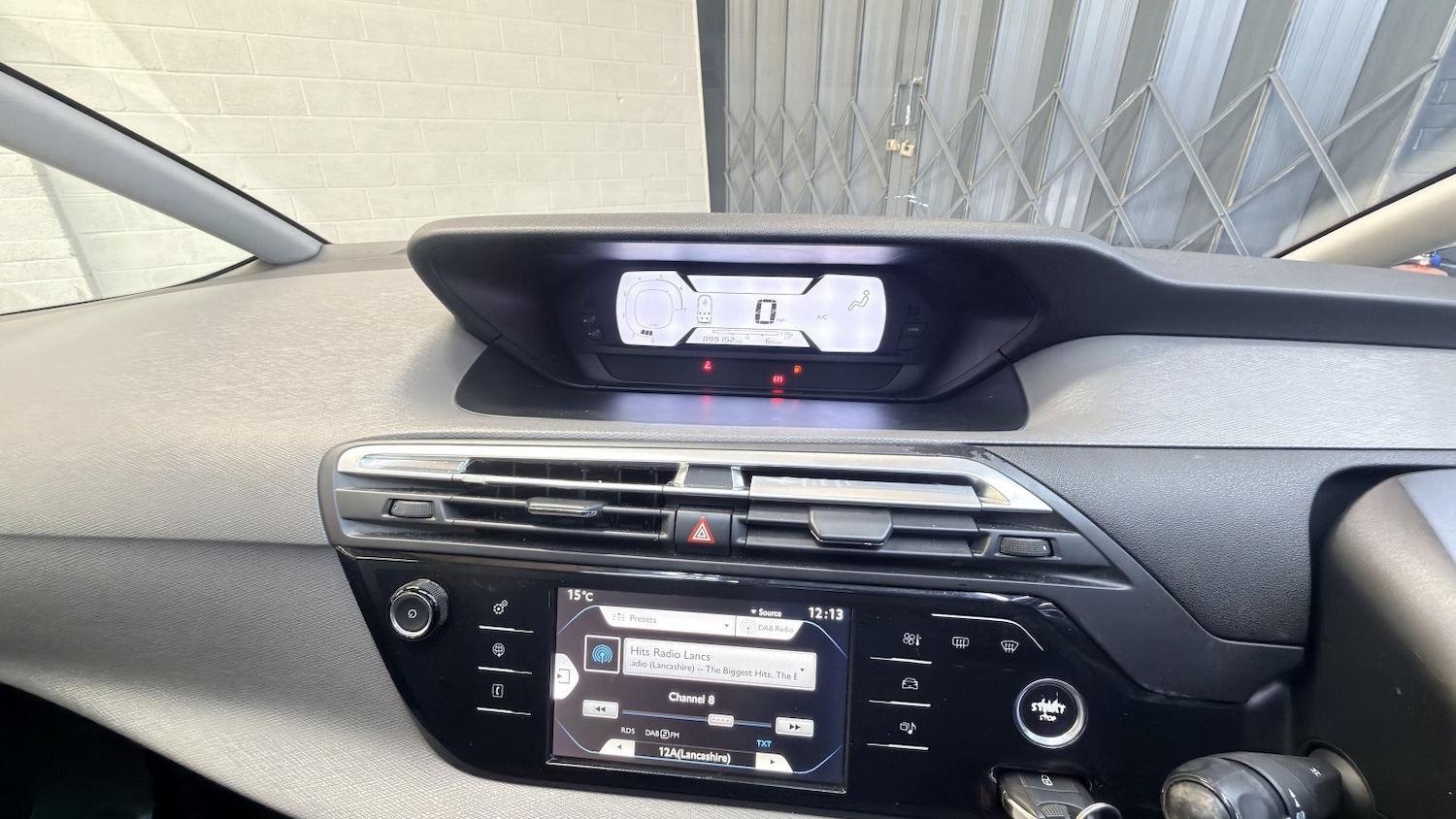 Used Citroen Grand C4 Picasso 2015 for sale - 77766376: Photo 16