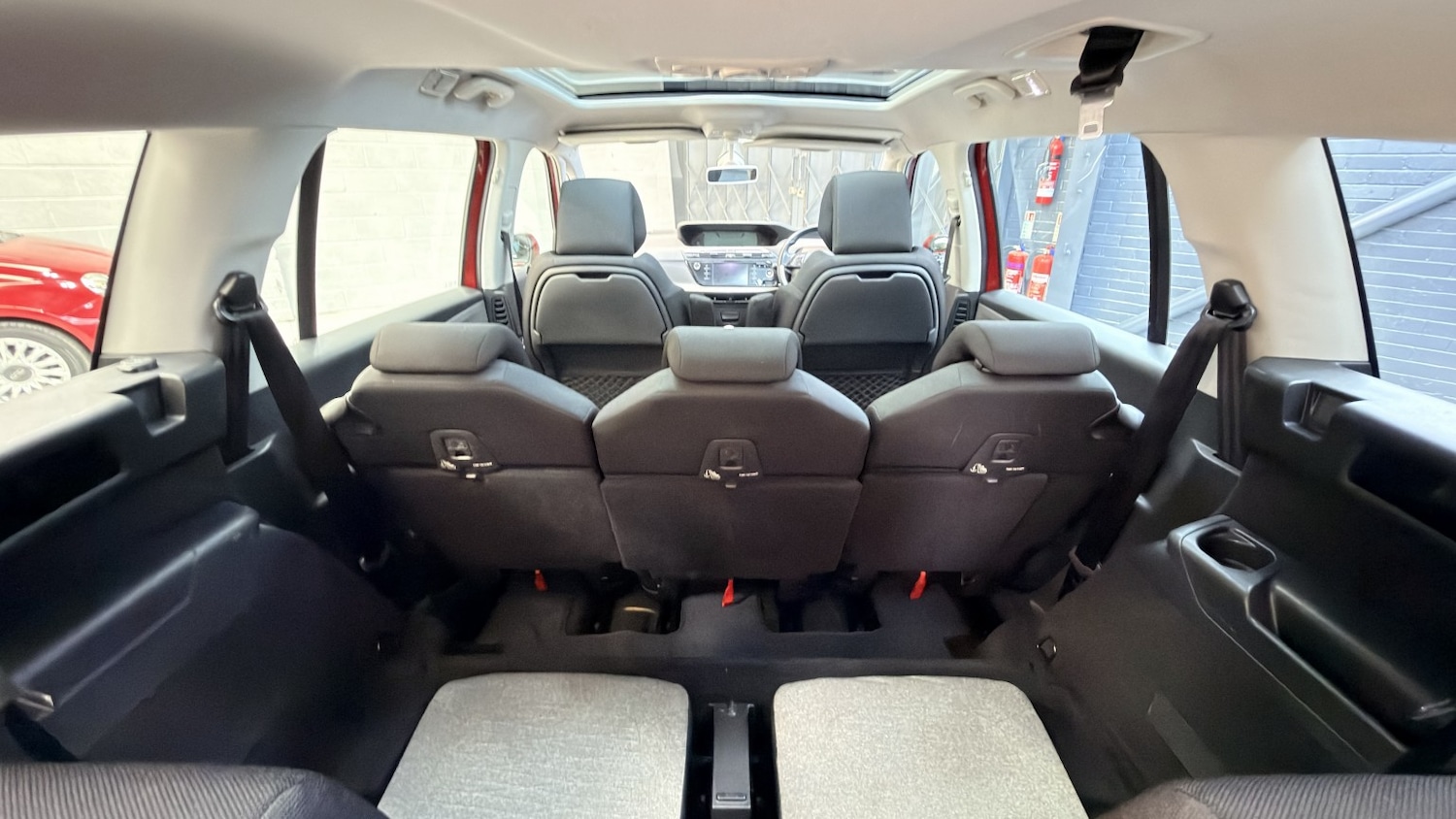 Used Citroen Grand C4 Picasso 2015 for sale - 77766376: Photo 9