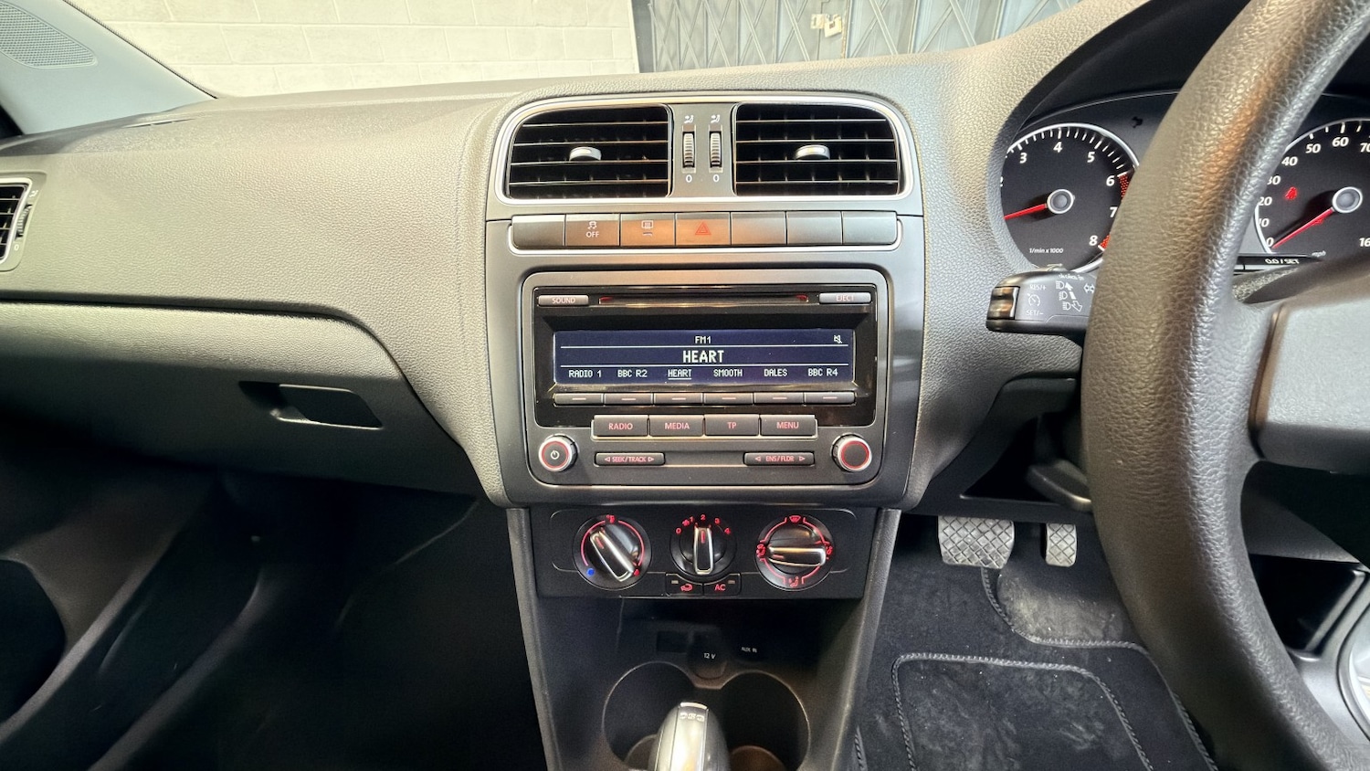 Used Volkswagen Polo 2013 for sale - 77508420: Photo 10