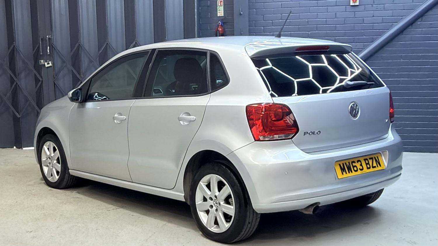 Used Volkswagen Polo 2013 for sale - 77508420: Photo 2