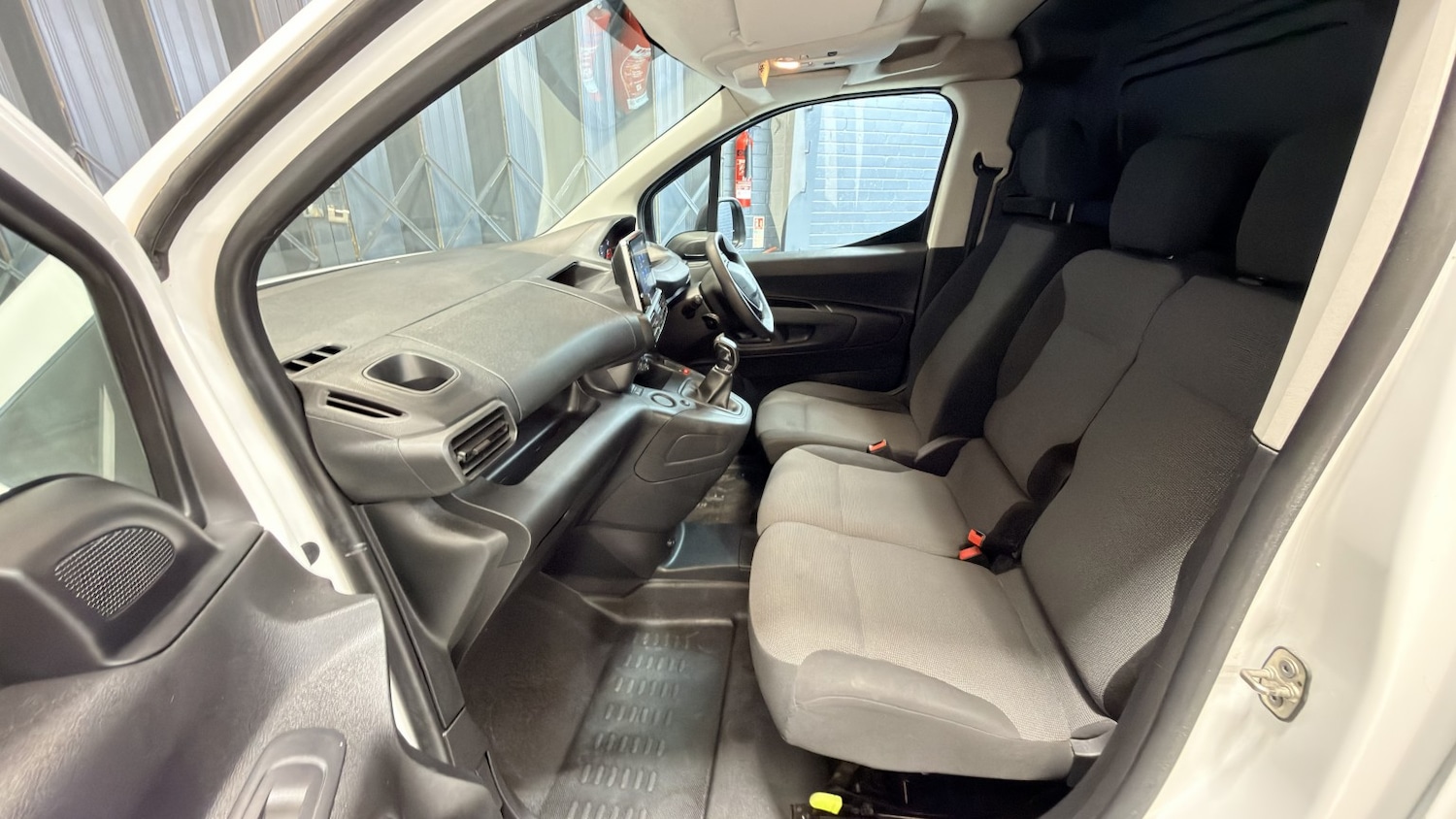 Used Peugeot Partner 2019 for sale - 77830104: Photo 11