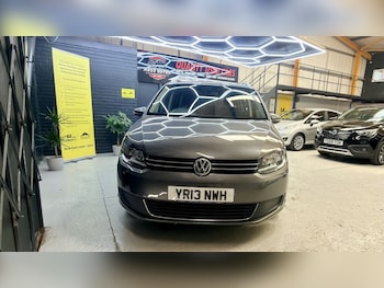 Used Volkswagen Touran 2013 for sale - 79211468: Photo