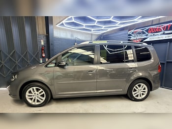 Used Volkswagen Touran 2013 for sale - 79211468: Photo