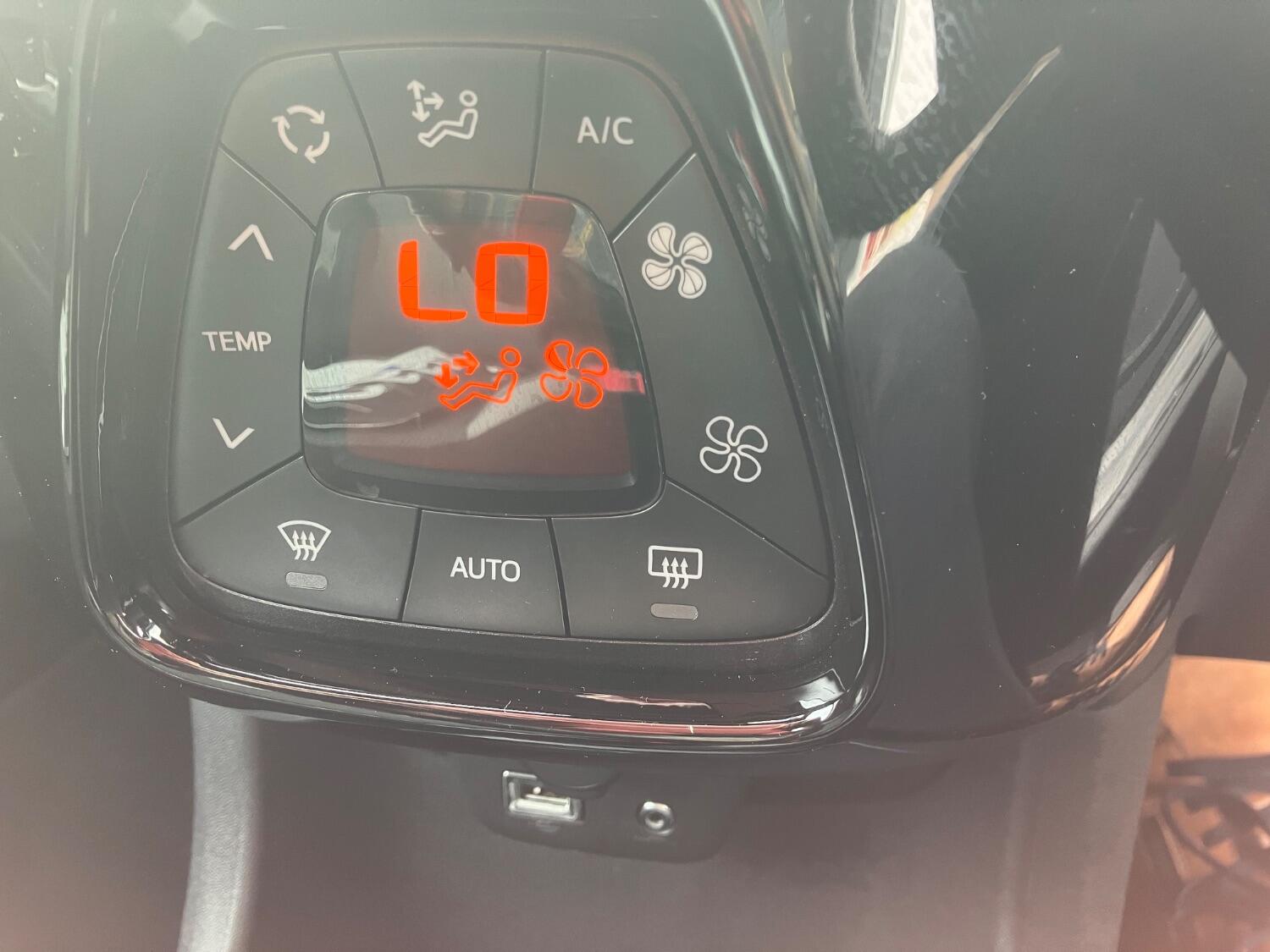 Used Toyota AYGO 2021 for sale - 77508426: Photo 25