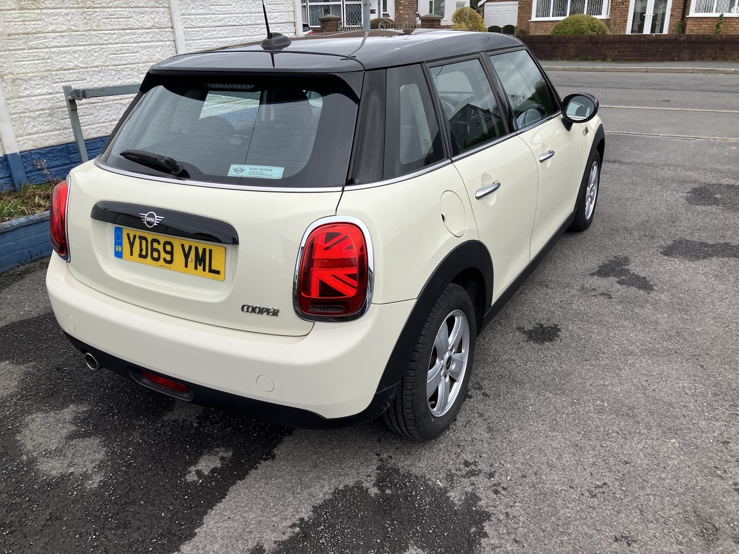 Used MINI Hatch 2019 for sale - 77968635: Photo 2