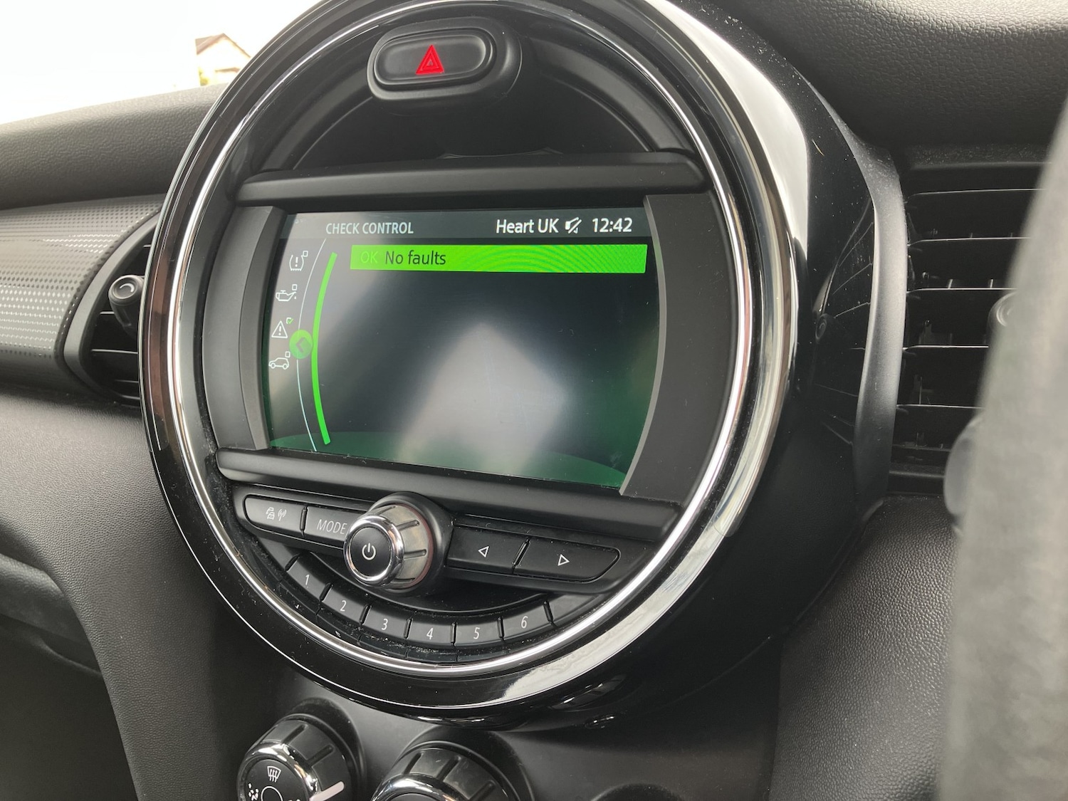 Used MINI Hatch 2019 for sale - 77968635: Photo 21