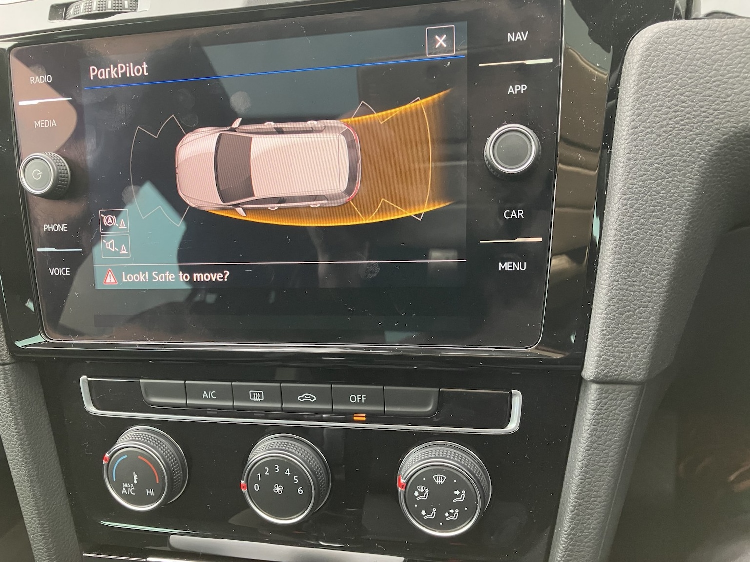 Used Volkswagen Golf 2019 for sale - 77968658: Photo 29