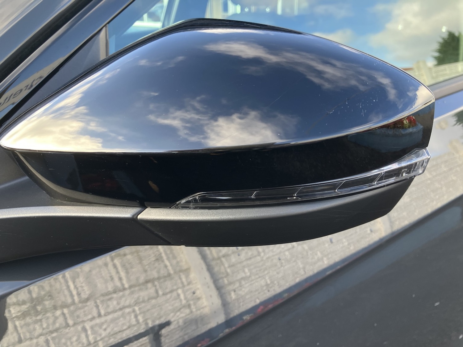 Used Volkswagen T-Roc 2021 for sale - 77508411: Photo 14