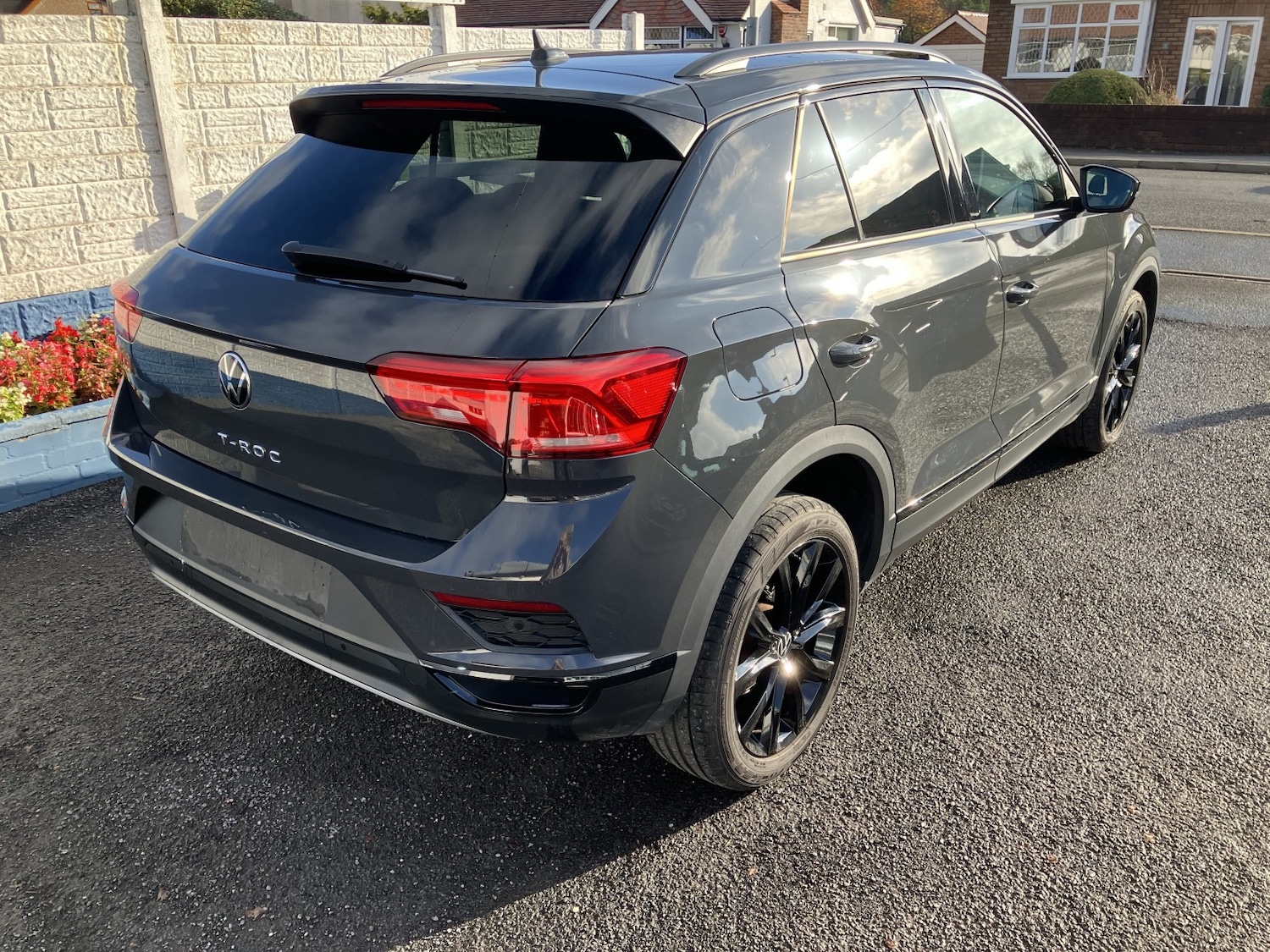 Used Volkswagen T-Roc 2021 for sale - 77508411: Photo 2