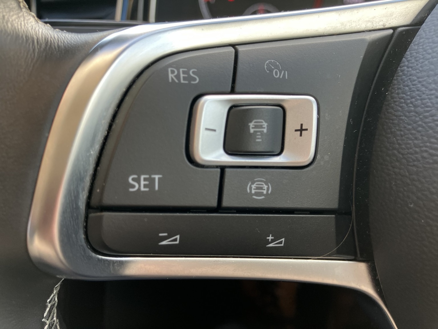 Used Volkswagen T-Roc 2021 for sale - 77508411: Photo 26