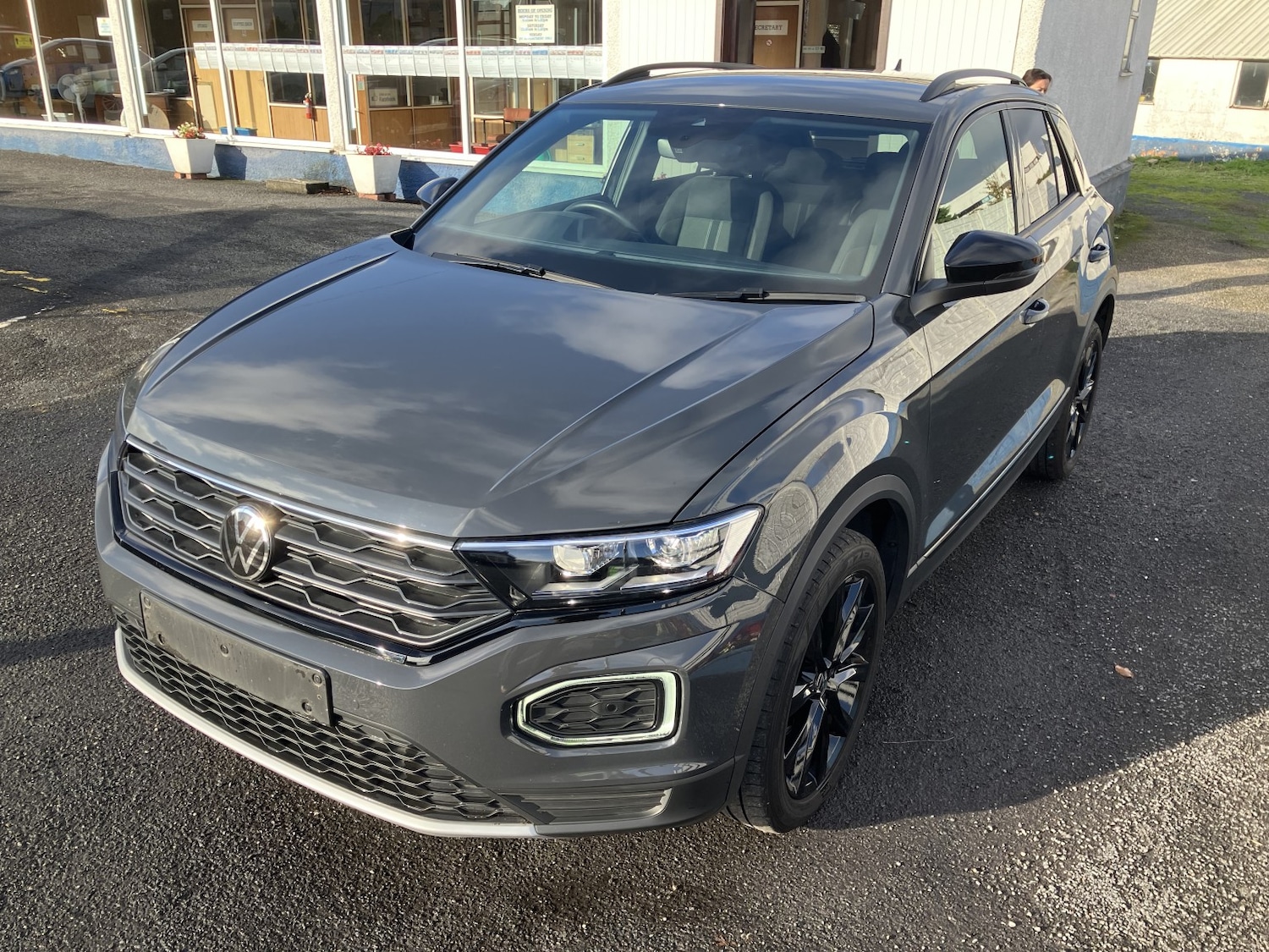 Used Volkswagen T-Roc 2021 for sale - 77508411: Photo 6