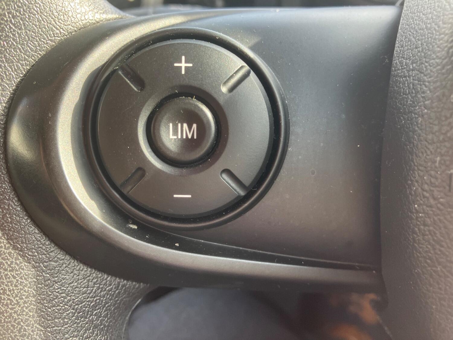 Used MINI Convertible 2020 for sale - 77508386: Photo 29