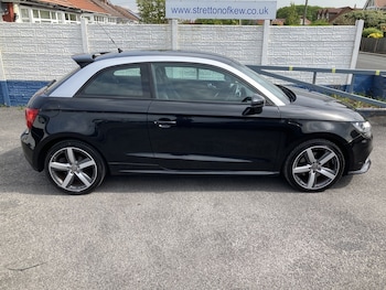 Used Audi A1 2011 for sale - 78537132: Photo
