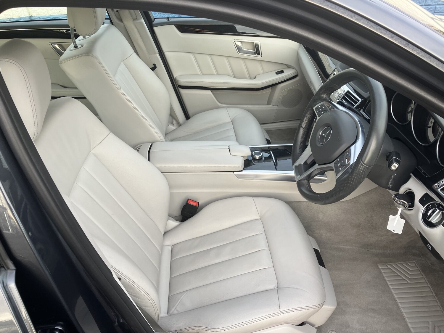 Used Mercedes-Benz E Class 2015 for sale - 77508626: Photo 15