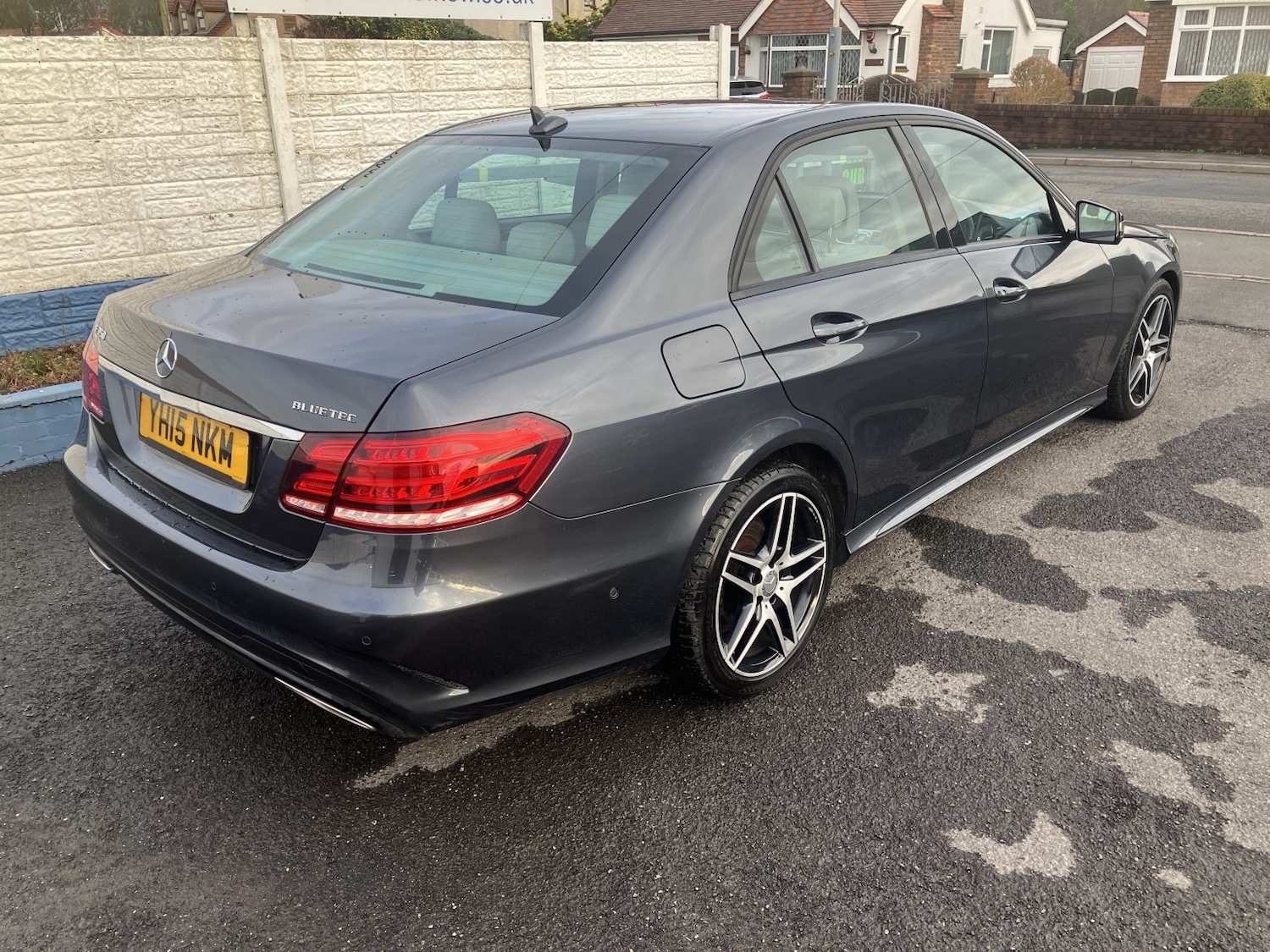 Used Mercedes-Benz E Class 2015 for sale - 77508626: Photo 2