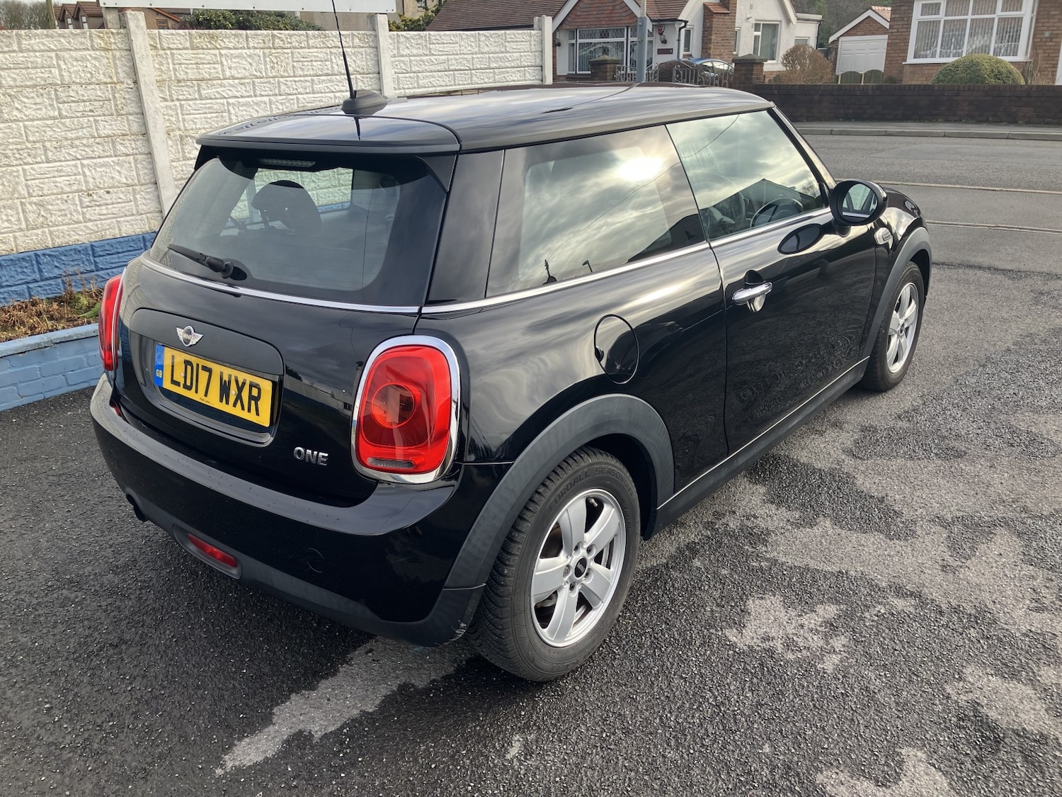 Used MINI Hatch 2017 for sale - 77968638: Photo 2