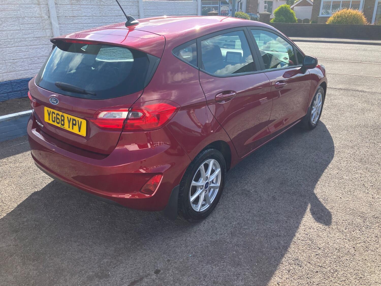 Used Ford Fiesta 2018 for sale - 77508474: Photo 2