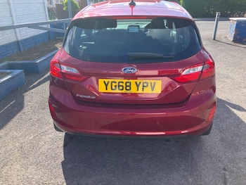 Used Ford Fiesta 2018 for sale - 77508474: Photo
