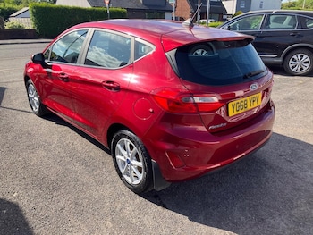 Used Ford Fiesta 2018 for sale - 77508474: Photo