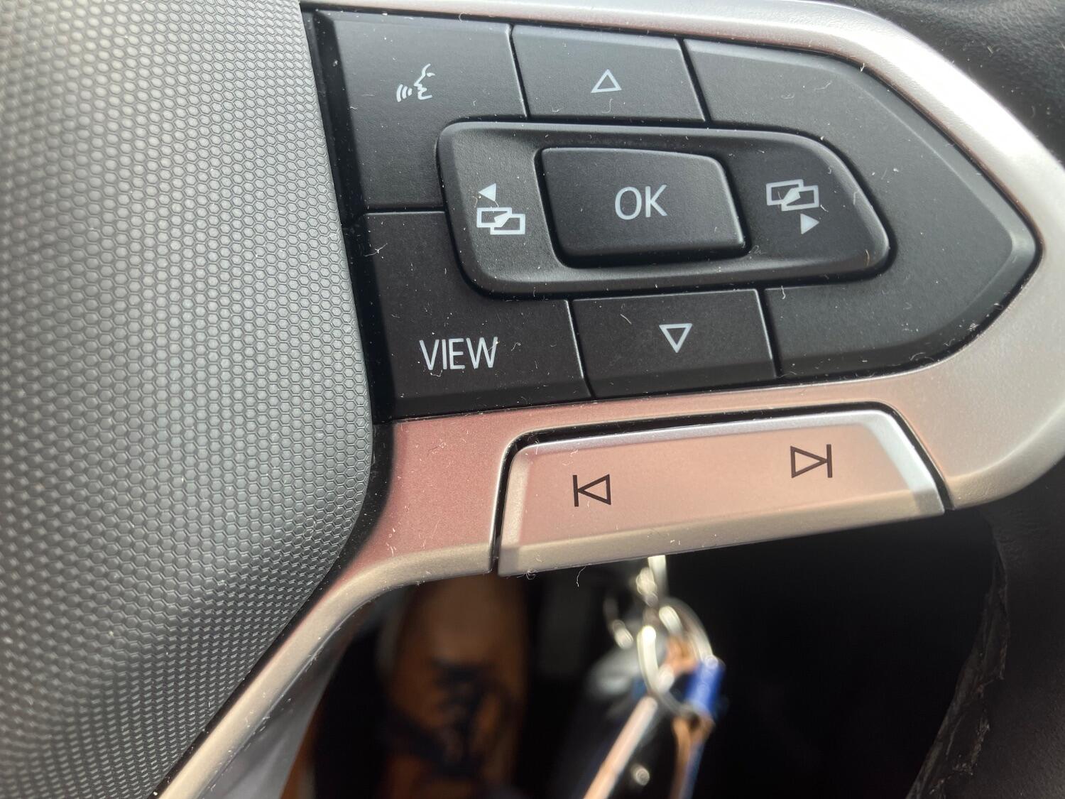 Used Volkswagen T-Roc 2023 for sale - 77508430: Photo 24