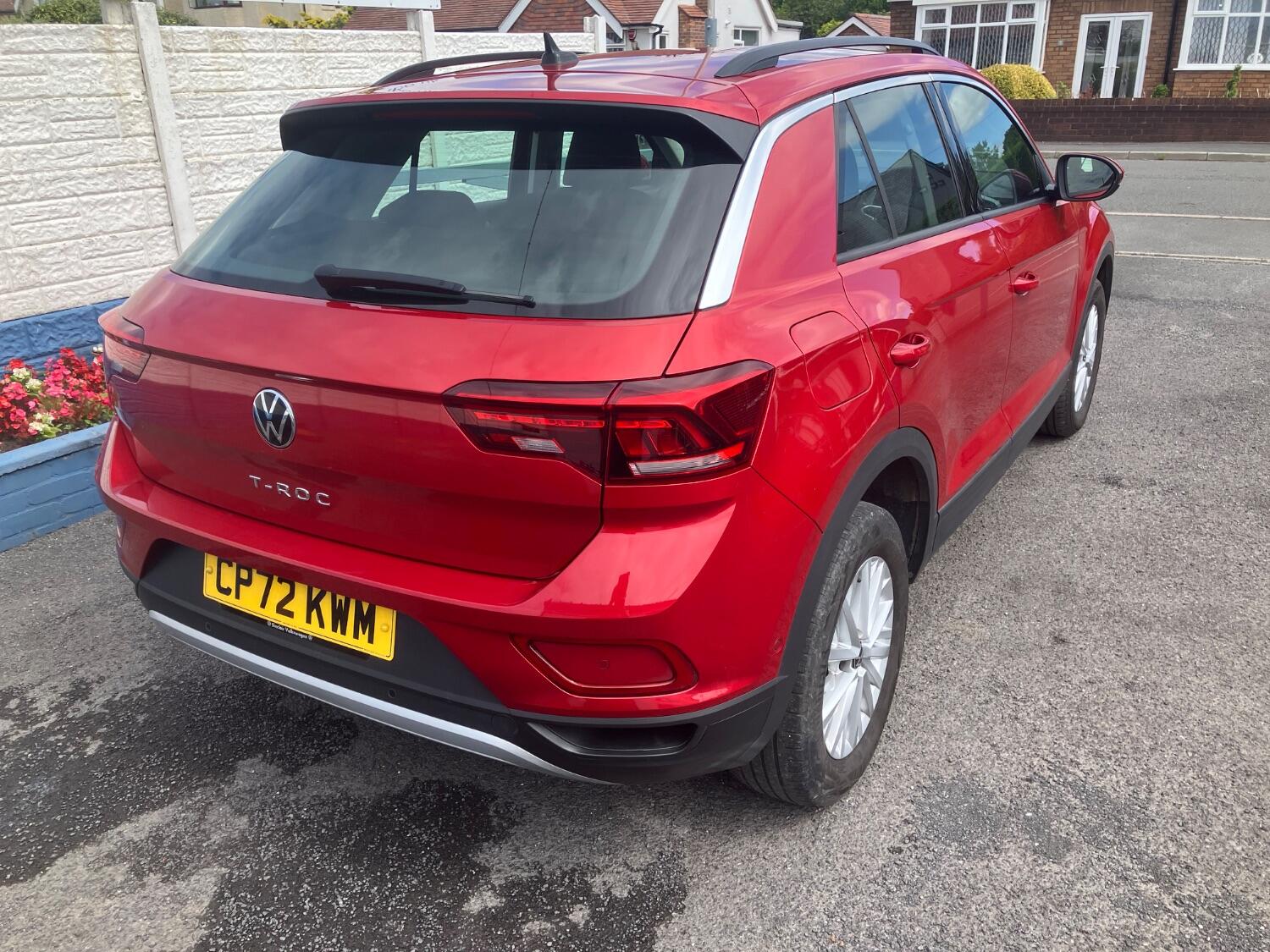 Used Volkswagen T-Roc 2023 for sale - 77508430: Photo 3