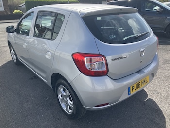 Used Dacia Sandero 2016 for sale - 78640217: Photo