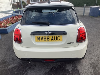 Used MINI Hatch 2018 for sale - 79333393: Photo