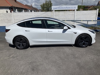 Used Tesla Model 3 2021 for sale - 79323942: Photo