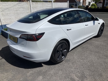 Used Tesla Model 3 2021 for sale - 79323942: Photo