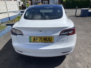 Used Tesla Model 3 2021 for sale - 79323942: Photo