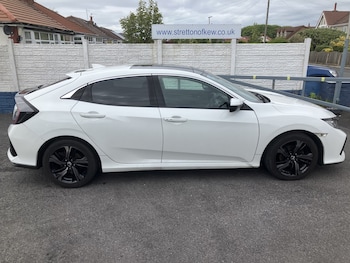 Used Honda Civic 2017 for sale - 78640276: Photo