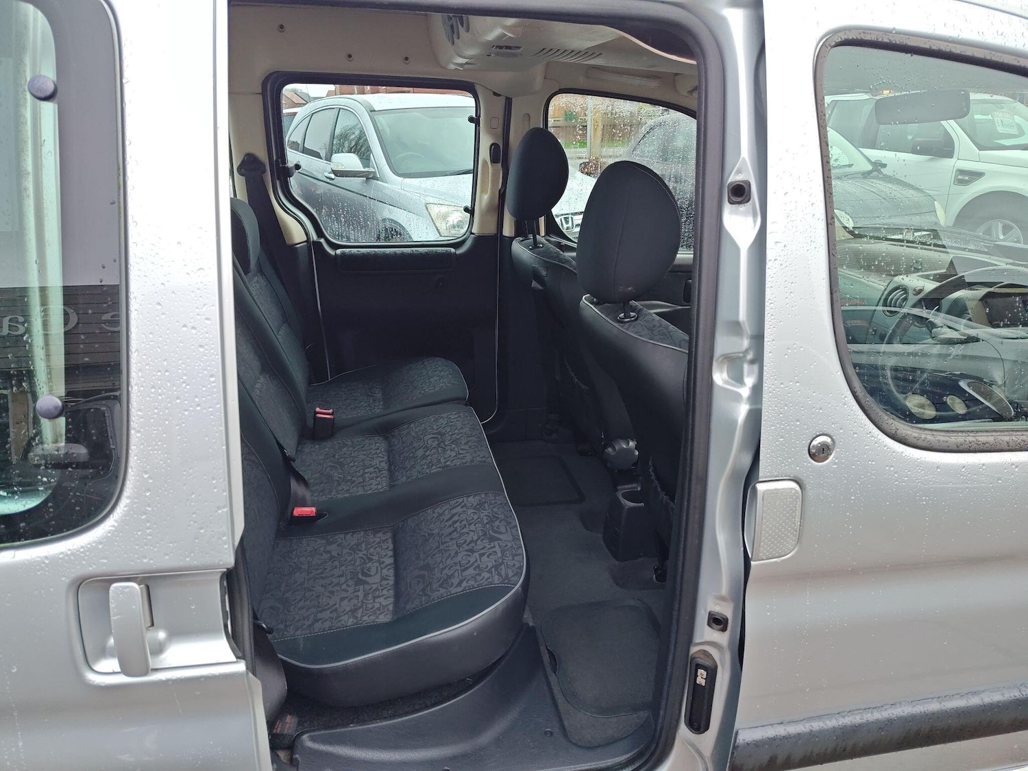 Used Peugeot Partner 2005 for sale - 77696729: Photo 12