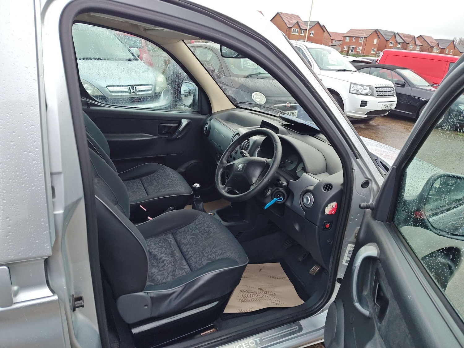 Used Peugeot Partner 2005 for sale - 77696729: Photo 9