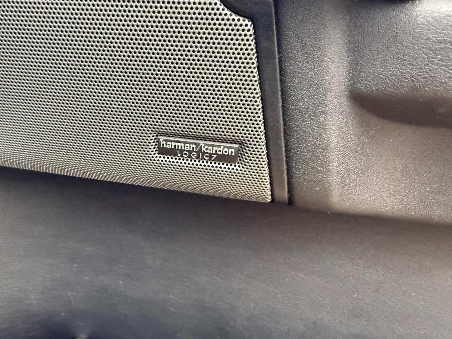 Used Land Rover Discovery 2010 for sale - 77214785: Photo 12