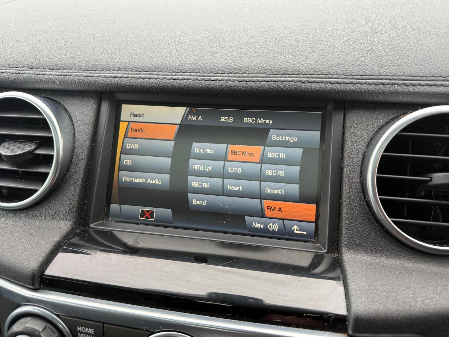 Used Land Rover Discovery 2010 for sale - 77214785: Photo 16