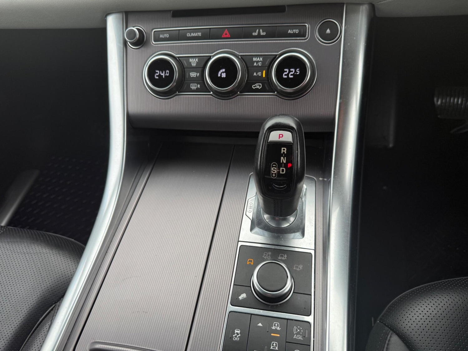 Used Land Rover Range Rover Sport 2015 for sale - 76538619: Photo 12