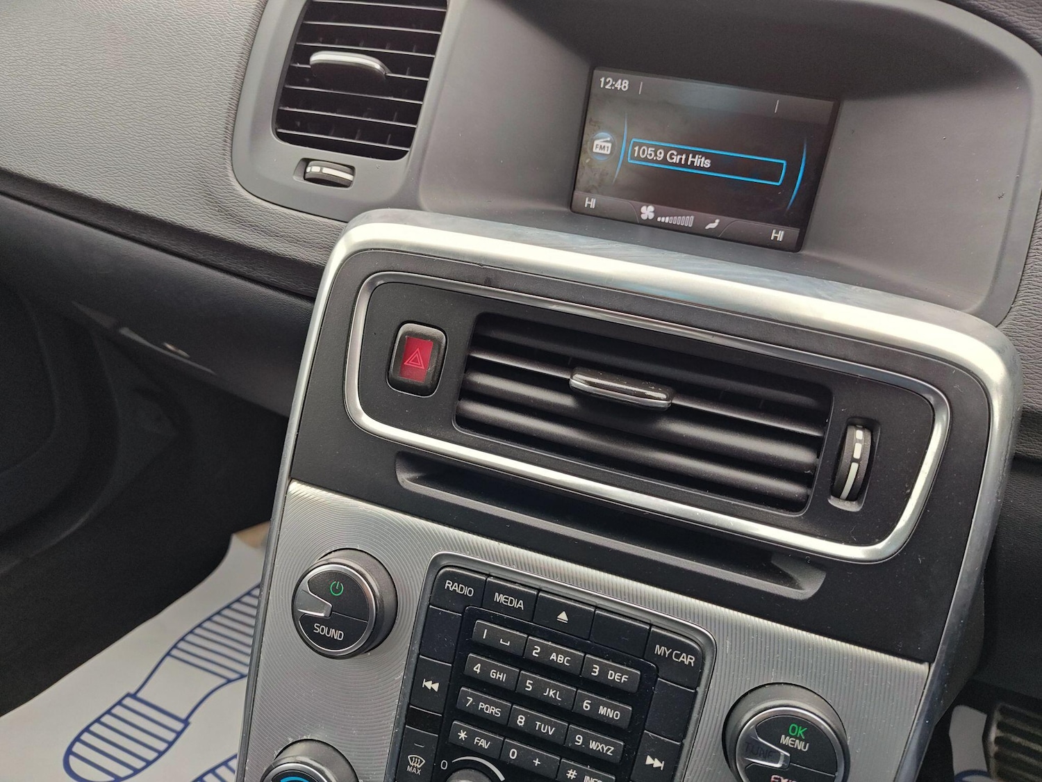 Used Volvo S60 2011 for sale - 77550456: Photo 10