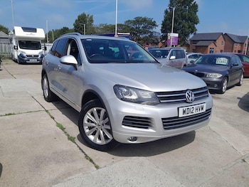 Used Volkswagen Touareg 2012 for sale - 75350646: Photo