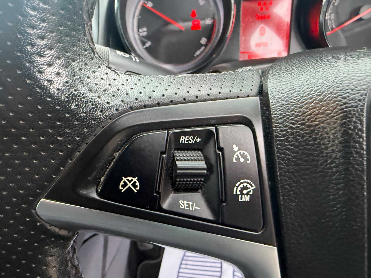 Used Vauxhall Zafira 2013 for sale - 77440576: Photo 8