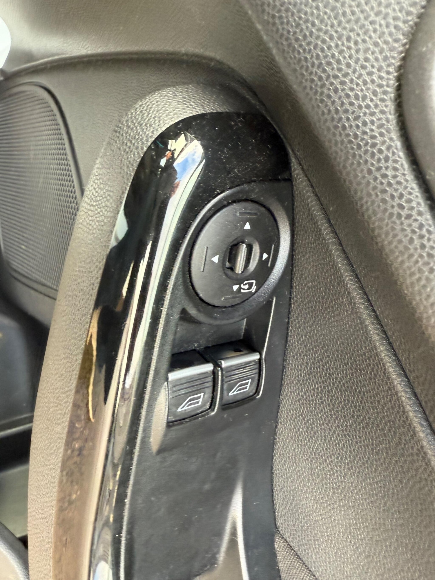 Used Ford Fiesta 2015 for sale - 76370320: Photo 11