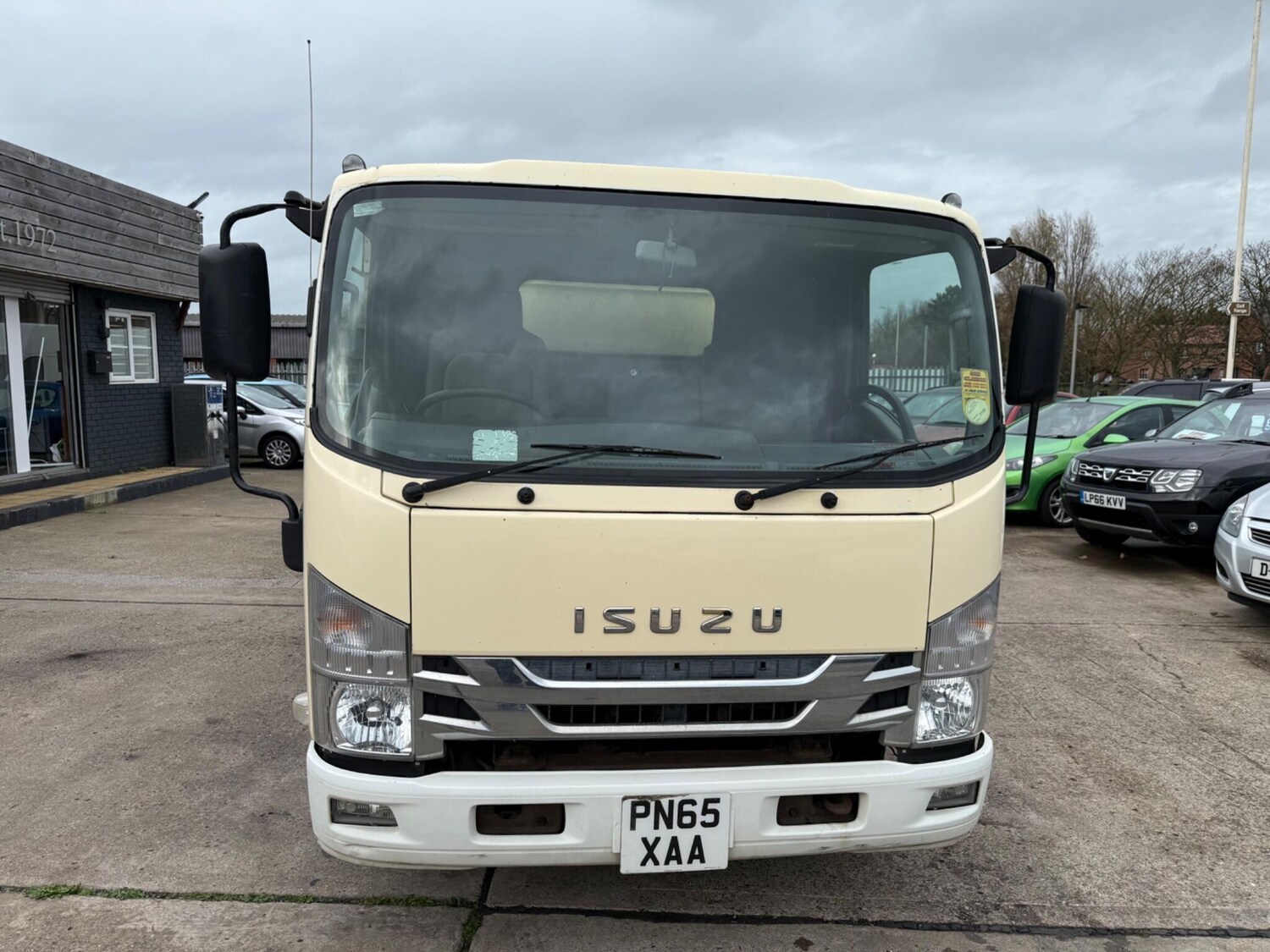 Used Isuzu Forward 2015 for sale - 76432683: Photo 13