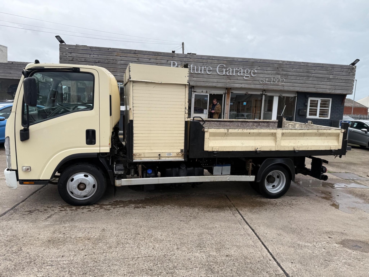 Used Isuzu Forward 2015 for sale - 76432683: Photo 14