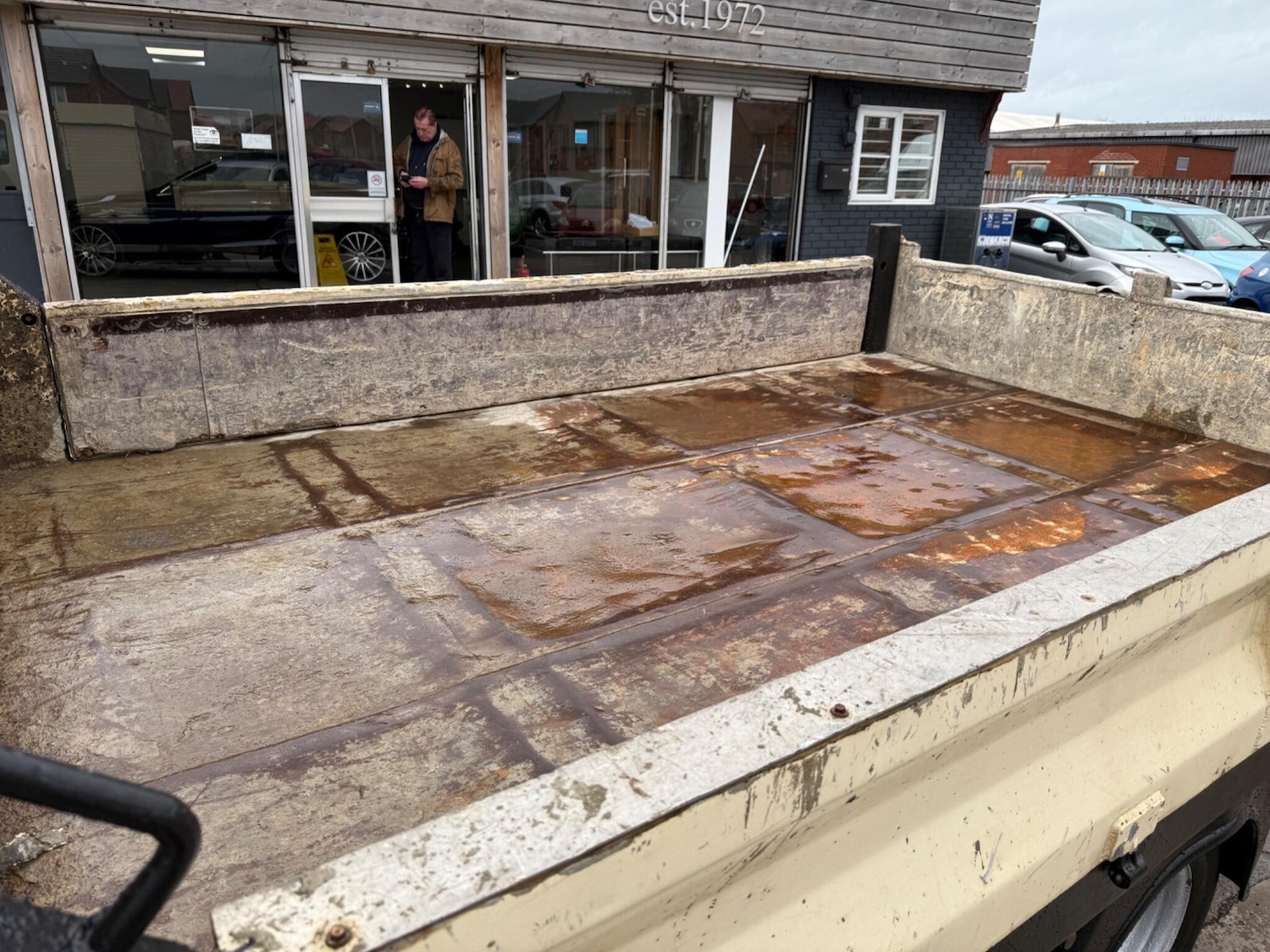 Used Isuzu Forward 2015 for sale - 76432683: Photo 16