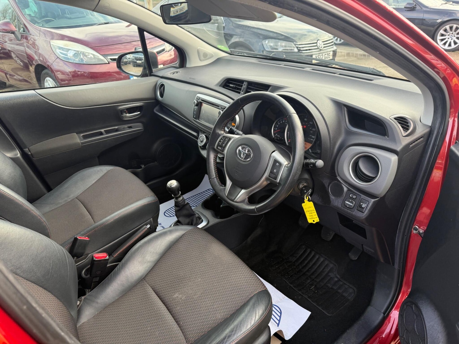 Used Toyota Yaris 2013 for sale - 76832761: Photo 5