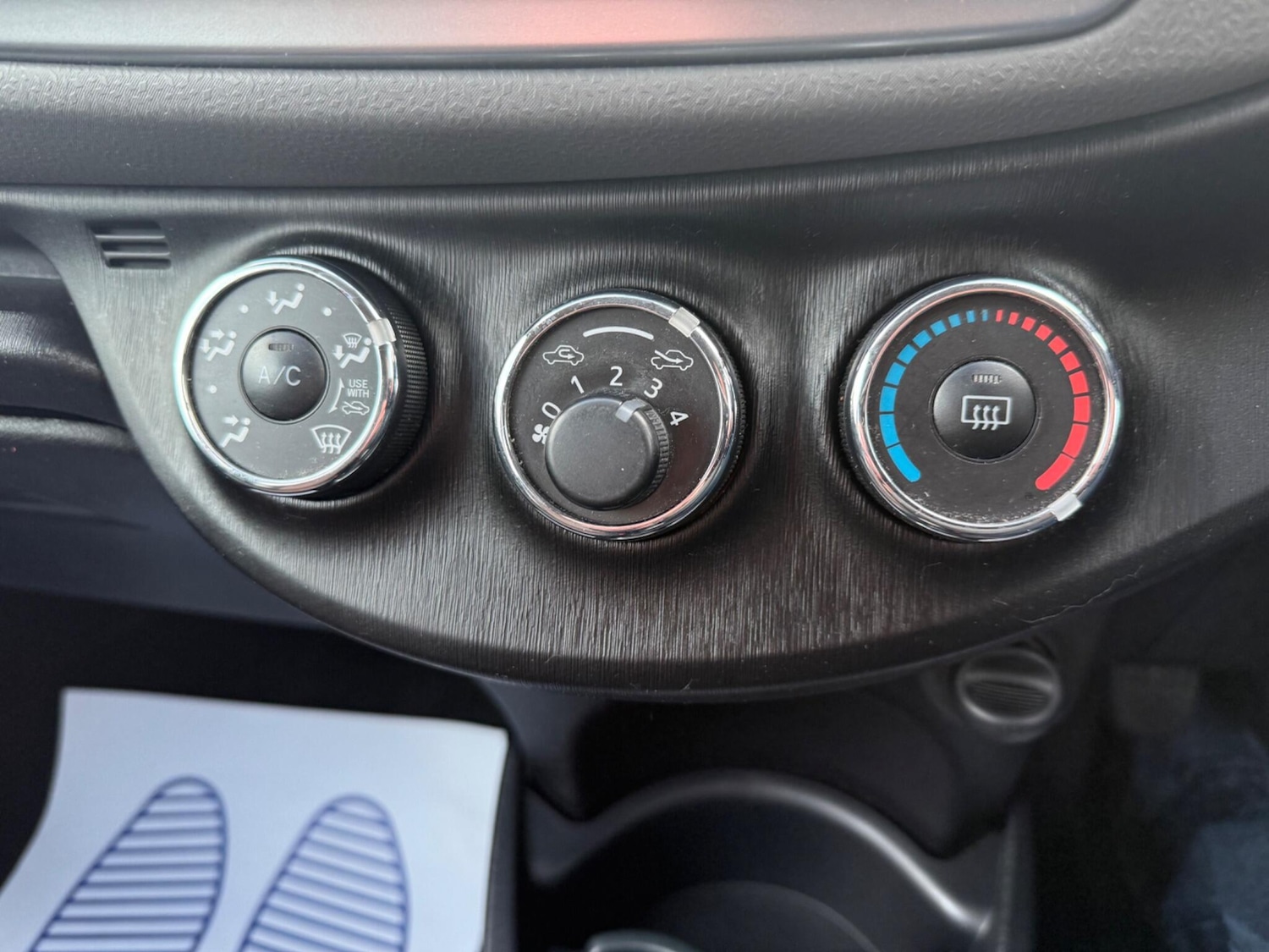 Used Toyota Yaris 2013 for sale - 76832761: Photo 8