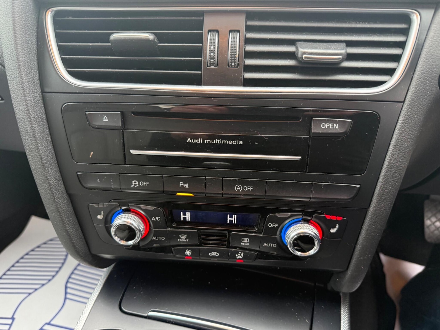 Used Audi A4 2014 for sale - 77331838: Photo 7