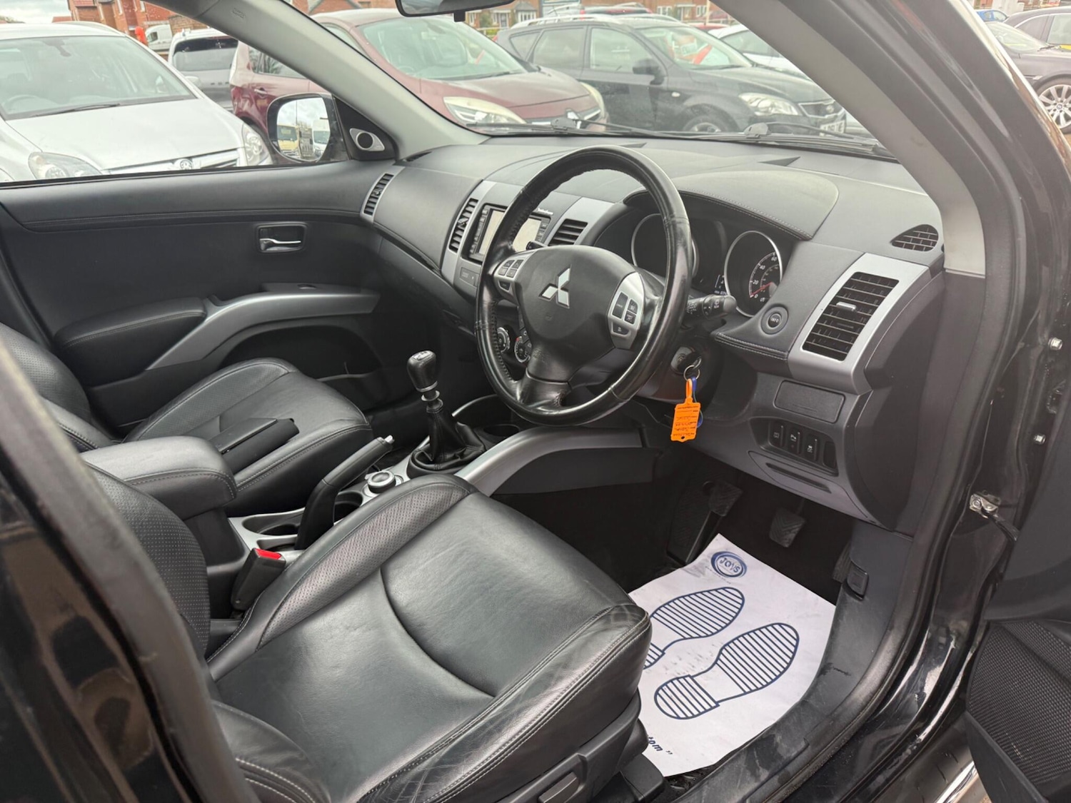 Used Mitsubishi Outlander 2011 for sale - 76457572: Photo 5